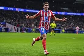 他带着伤坚持踢到最后